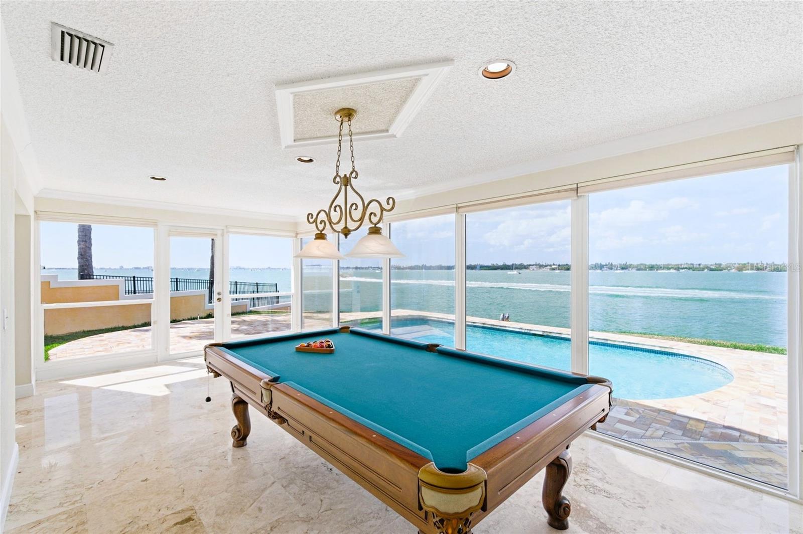 BROADWATER UNIT 2 - Residential