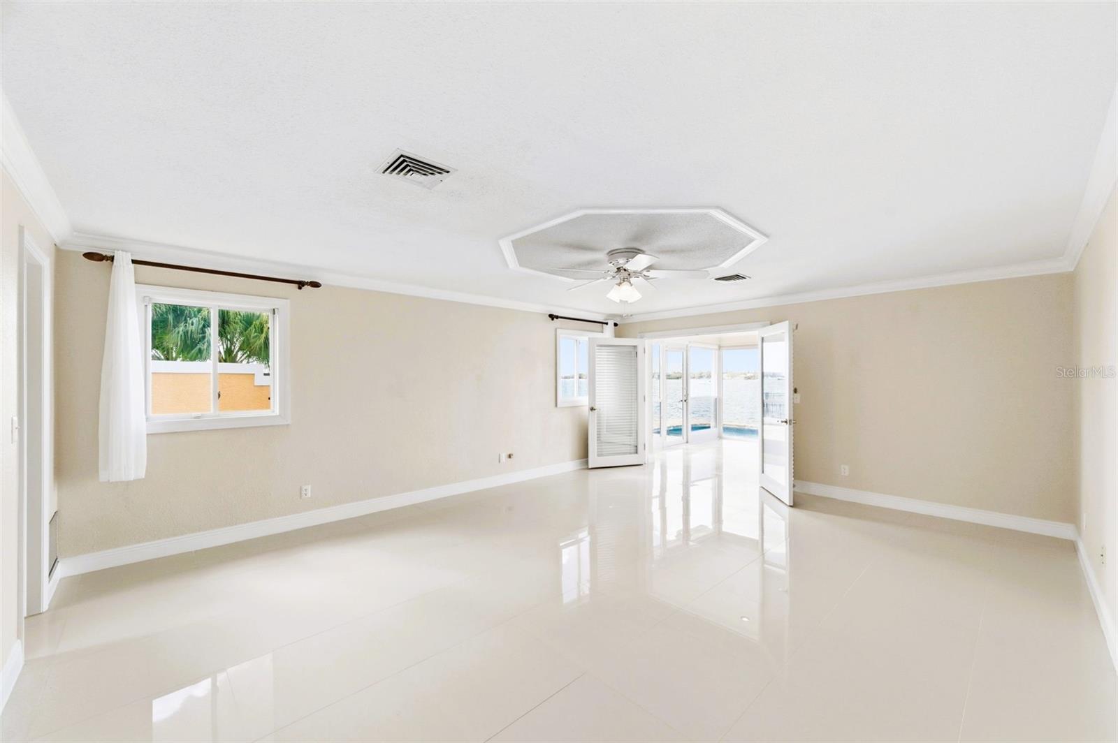 BROADWATER UNIT 2 - Residential