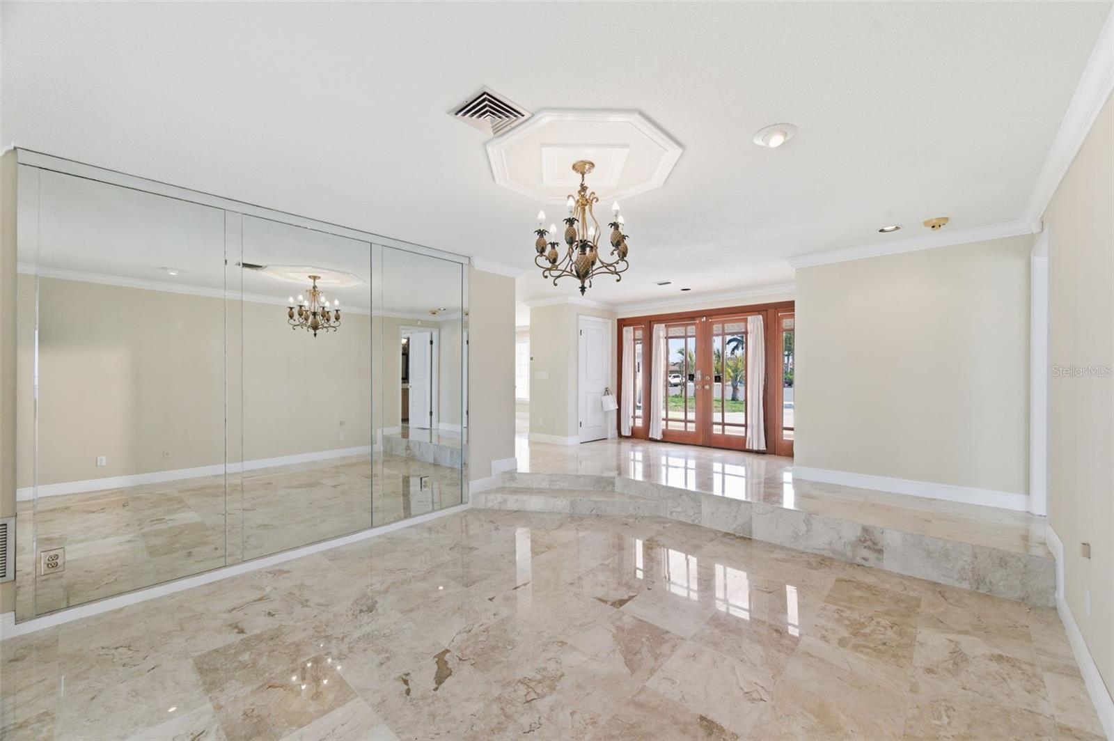 BROADWATER UNIT 2 - Residential