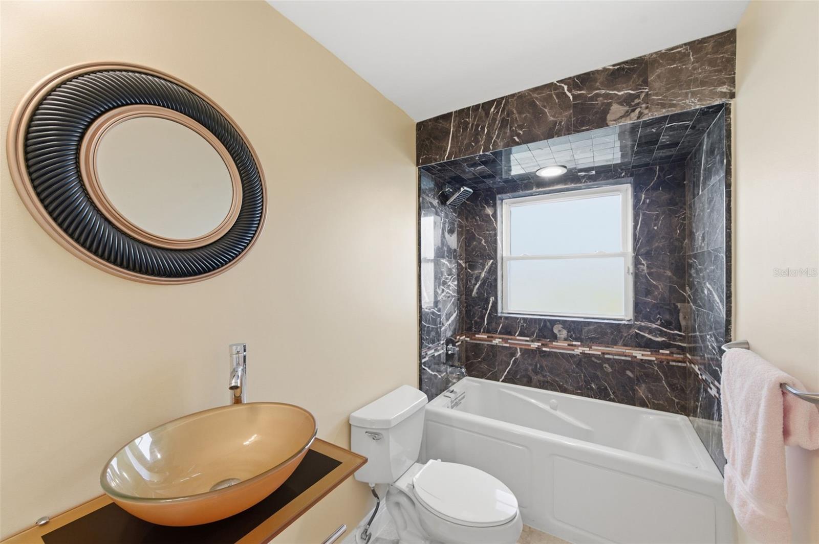 BROADWATER UNIT 2 - Residential