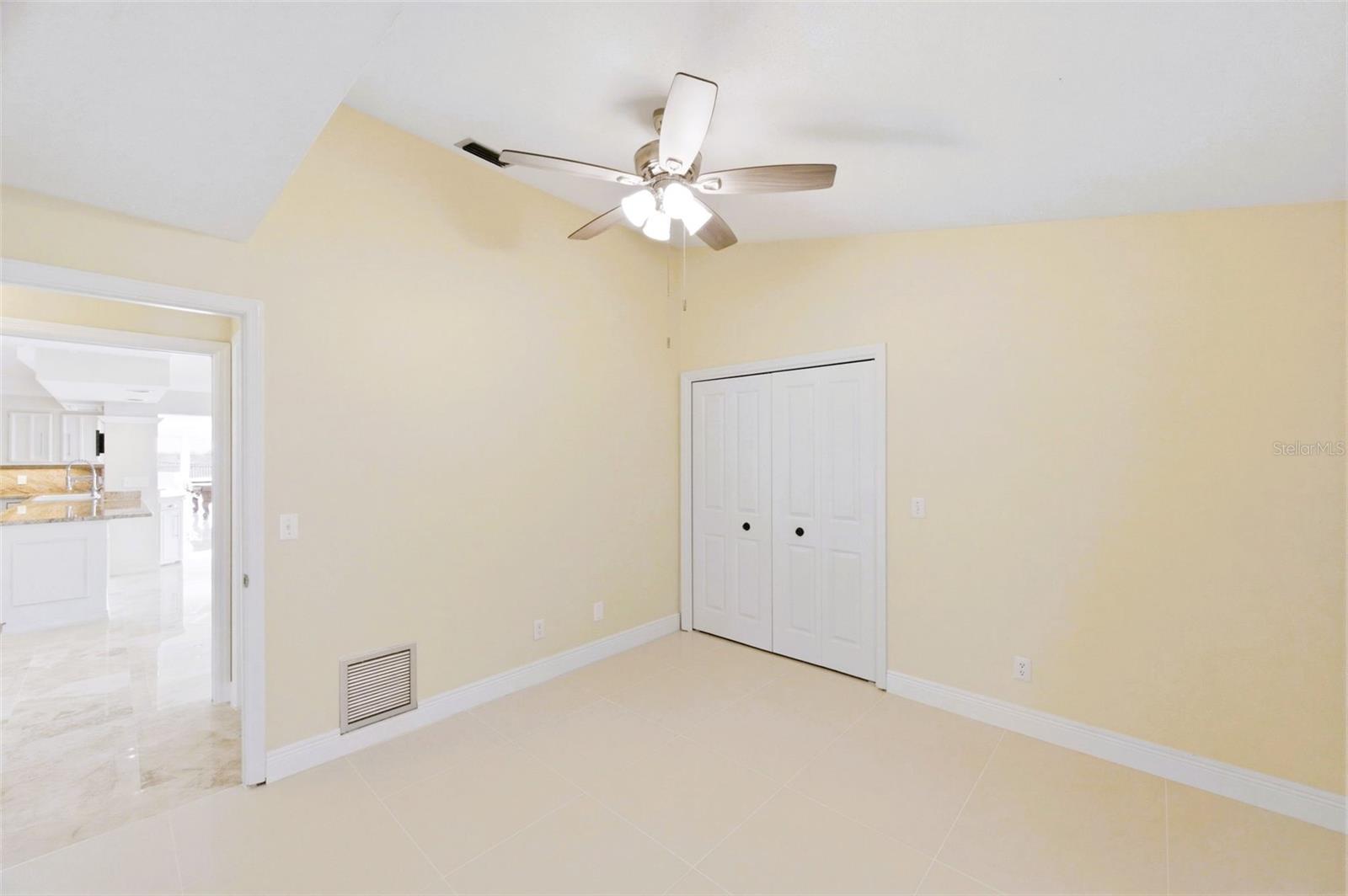 BROADWATER UNIT 2 - Residential