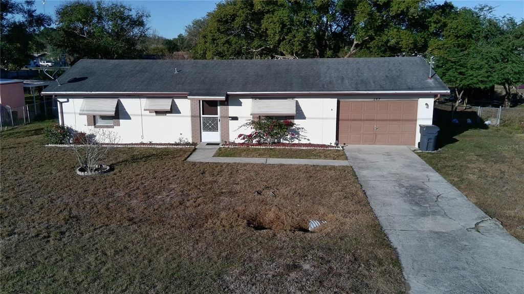 Photo of 147 Evergreen Drive, Lake Wales, FL 33898 (MLS # P4937575)