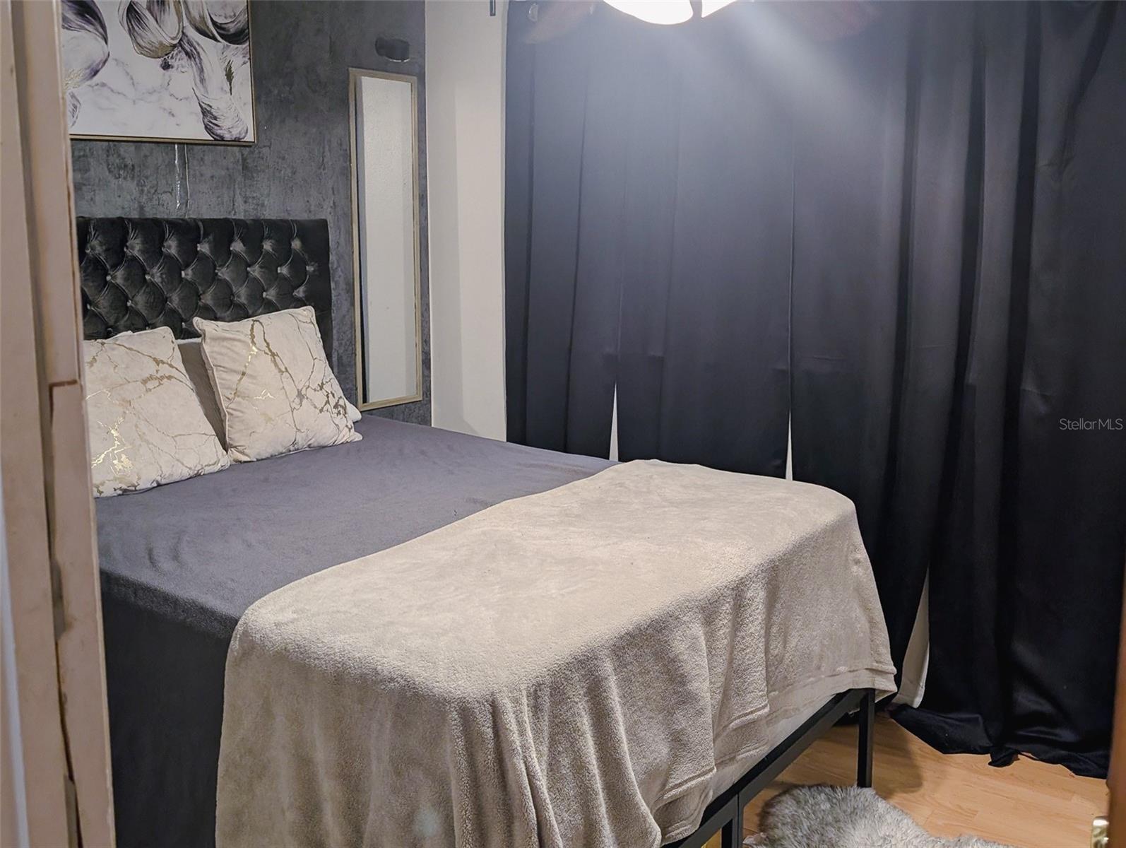 RICHMOND HEIGHTS - Residential