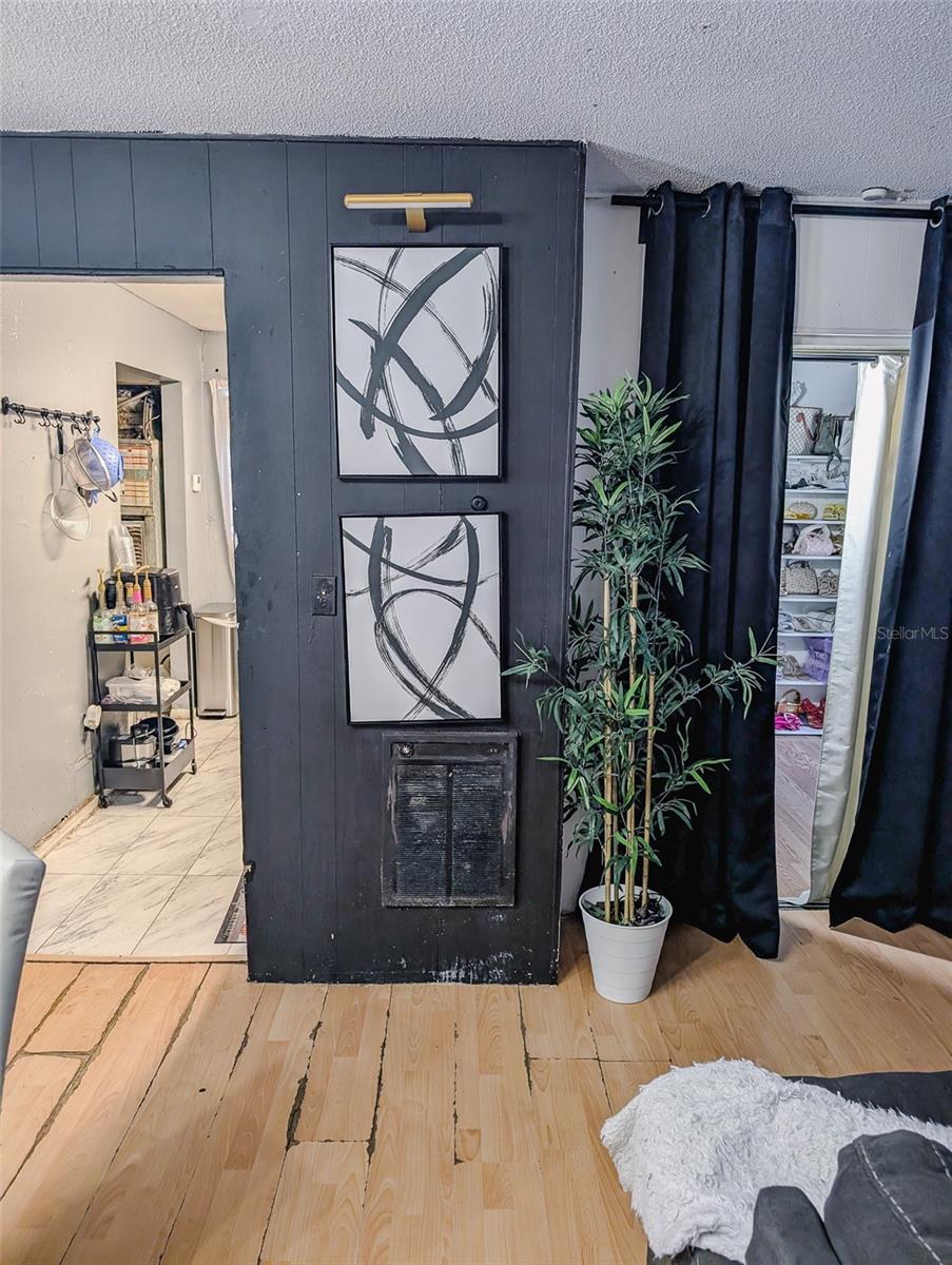 RICHMOND HEIGHTS - Residential