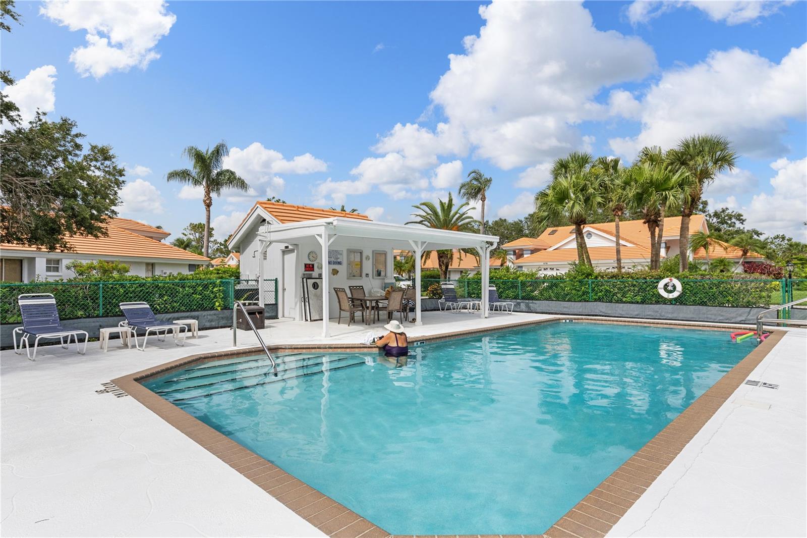 WESTWOODS AT SUNRISE 2 - Residential