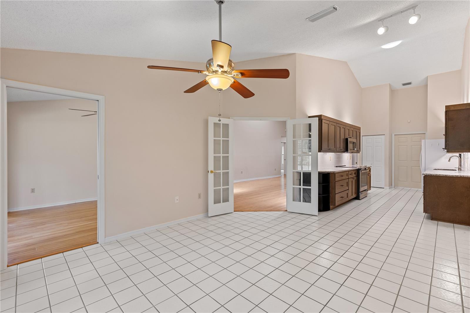 WESTWOODS AT SUNRISE 2 - Residential