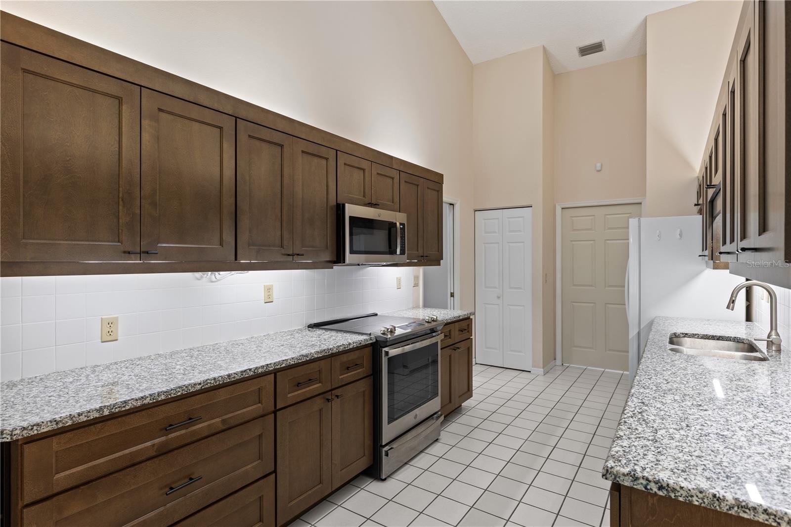 WESTWOODS AT SUNRISE 2 - Residential