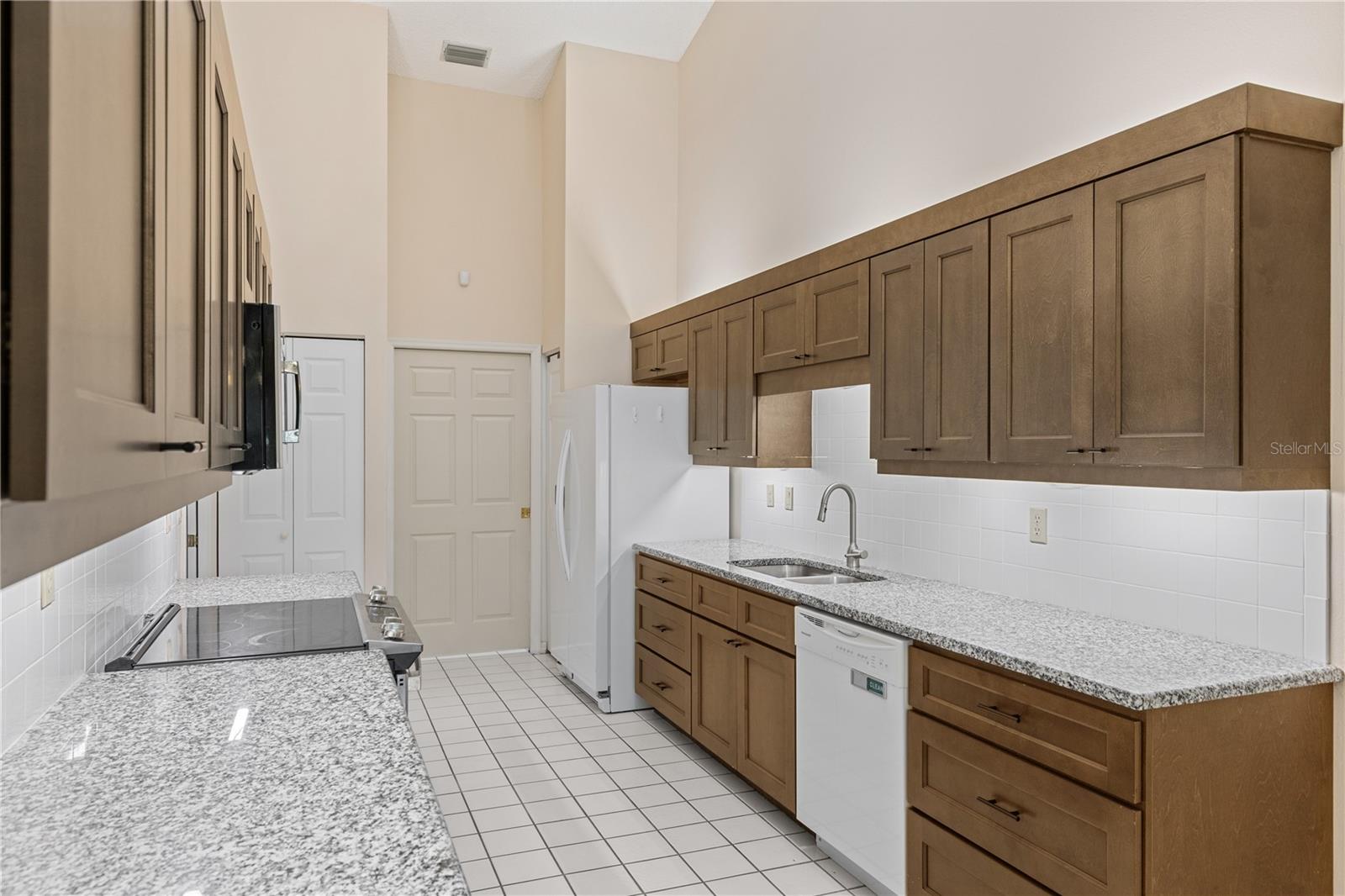 WESTWOODS AT SUNRISE 2 - Residential