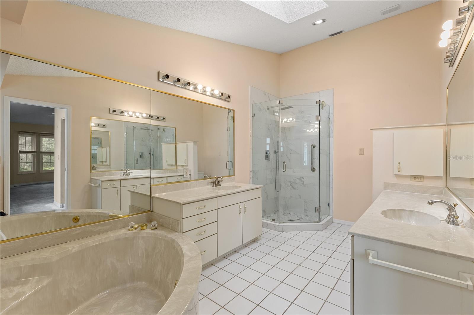 WESTWOODS AT SUNRISE 2 - Residential