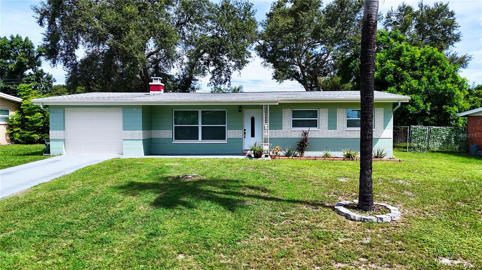 Welcome to this beautifully updated home in the heart of Seminole! NO HOA-NO FLOOD ZONE- NO CDD- NO RESTRICTIONS AT ALL ....Featuring a brand-new roof and a newly built porch, this property is truly move-in ready. Inside, you’ll find 3 spacious bedrooms and 2 full bathrooms, offering plenty of comfort and functionality for families, first-time buyers, or anyone seeking the Florida lifestyle. The open floor plan is filled with natural light, creating a warm and inviting atmosphere. The kitchen offers ample cabinet space and easy access to the living and dining areas—perfect for entertaining guests or enjoying family meals. The primary bedroom feels like a private in-law style suite, complete with its own full bathroom, providing extra privacy and flexibility for multi-generational living or visiting guests. This cozy property also features a separate suite and loft, making it perfect for Airbnb opportunities or extended guest stays. Just minutes from the beach, shopping, dining, and schools, it offers both comfort and excellent rental potential. Step outside to enjoy your new porch and backyard, ideal for relaxing evenings, weekend barbecues, or gardening. With the major updates already done, you’ll have peace of mind knowing the essentials are taken care of.
Located near the world-famous Gulf beaches, this Seminole gem is a versatile and welcoming home. Don’t miss your chance—schedule your showing today!