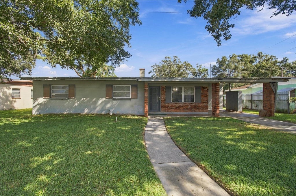 Photo of 2607 Westhigh Avenue, Tampa, FL 33614 (MLS # W7889766)