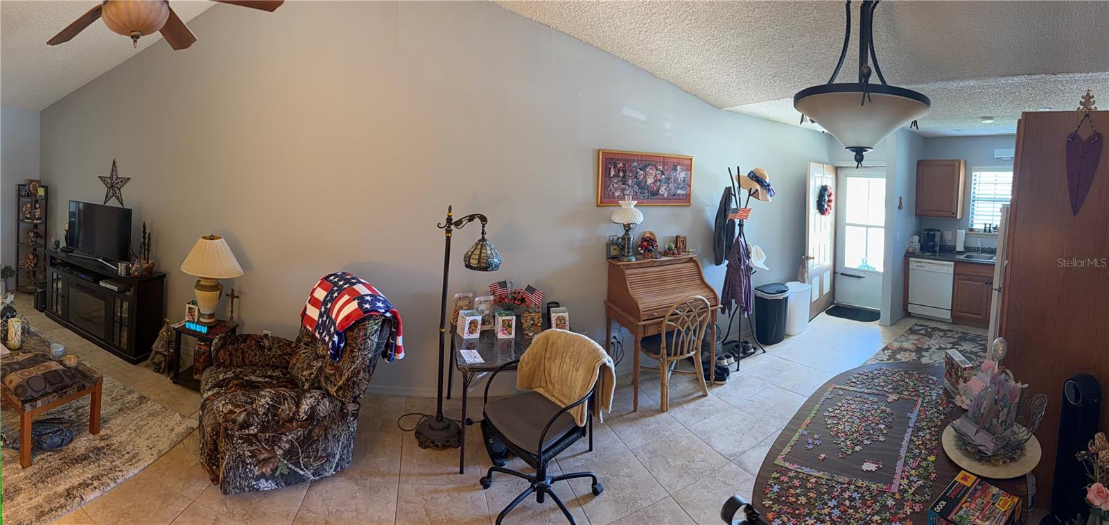 1126 FAIRVILLA DRIVE 1126