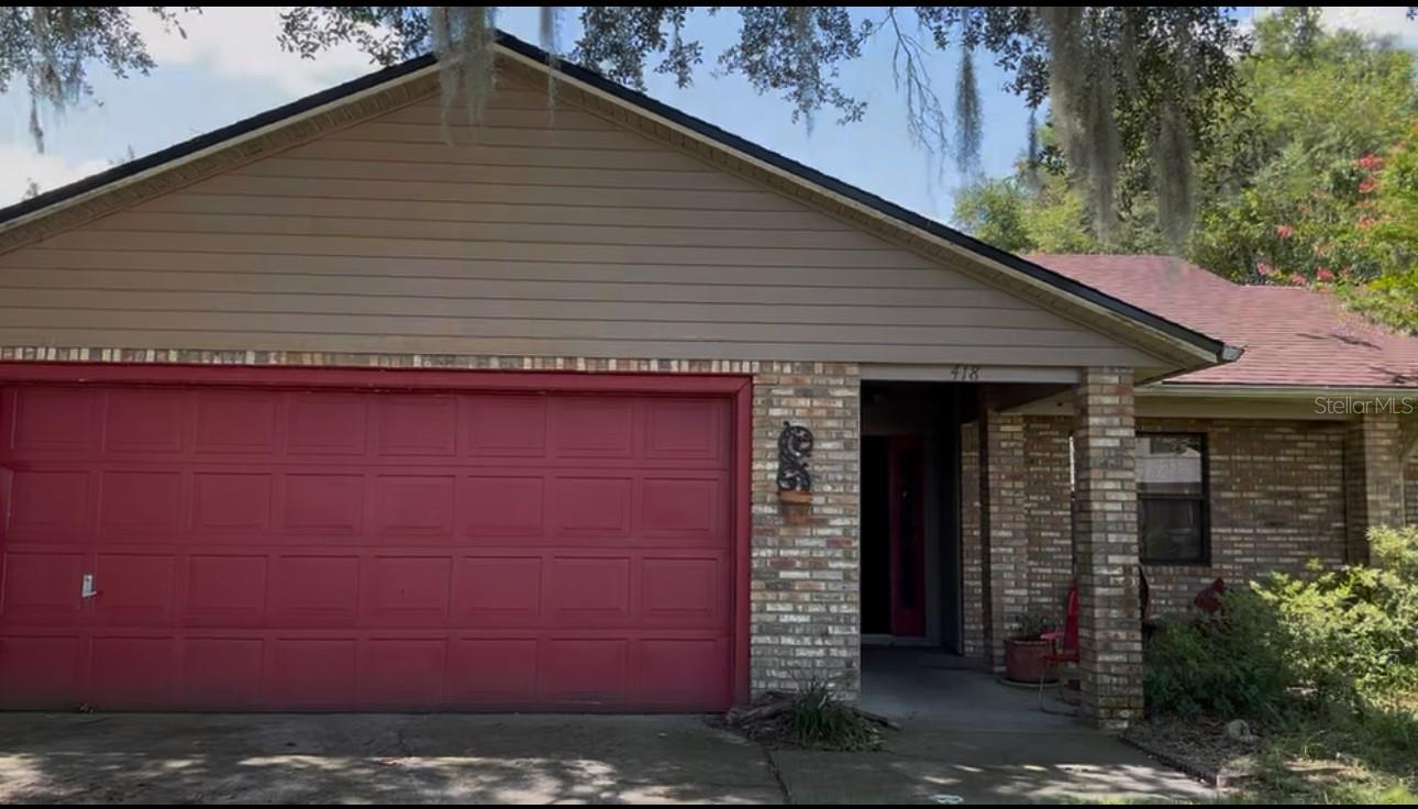 This charming 3-bedroom, 2-bathroom home at 418 Berwick Circle offers 1,331 square feet of comfortable living space in DeLand. The well-designed layout provides plenty of room for daily life and entertaining. The primary bedroom gives you a peaceful retreat, while two additional bedrooms offer flexibility for family, guests, or a home office.
Both bathrooms are conveniently located for easy access throughout the home. The kitchen and living areas create a nice flow for spending time with family and friends. You'll love the location - it's close to shopping centers, restaurants, beautiful beaches, and major roads for easy commuting.
This property puts you right in the heart of everything DeLand has to offer while maintaining a quiet residential feel. Whether you're looking for your first home or ready to downsize, this house provides the perfect combination of comfort and convenience in a great neighborhood.