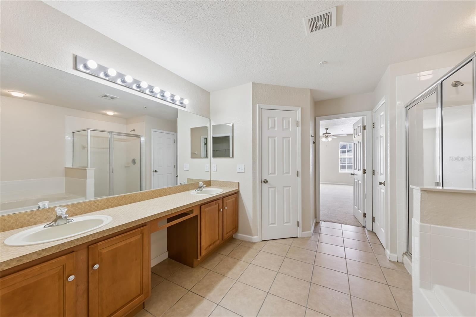 AVALON LAKES PH 03 VILLAGE A & B - Residential