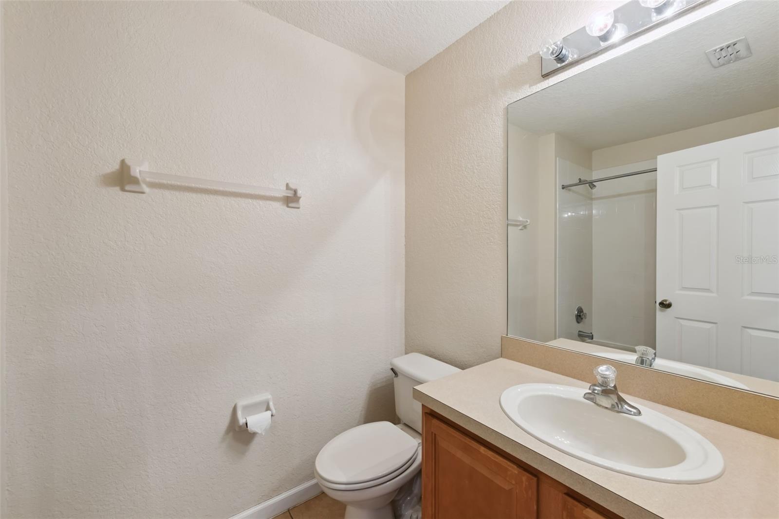 AVALON LAKES PH 03 VILLAGE A & B - Residential