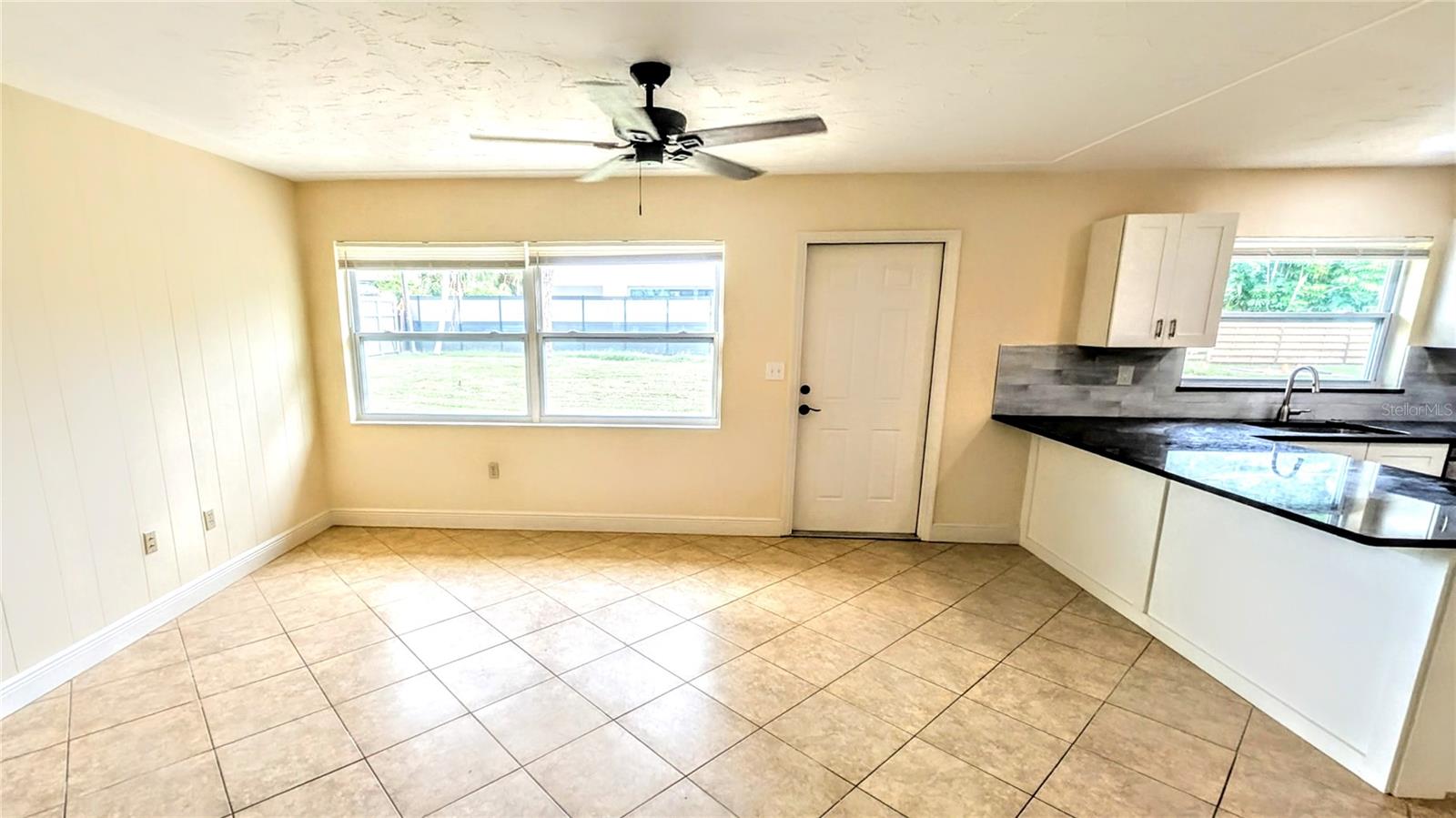 PINE SHORES EST 4TH ADD - Residential Lease