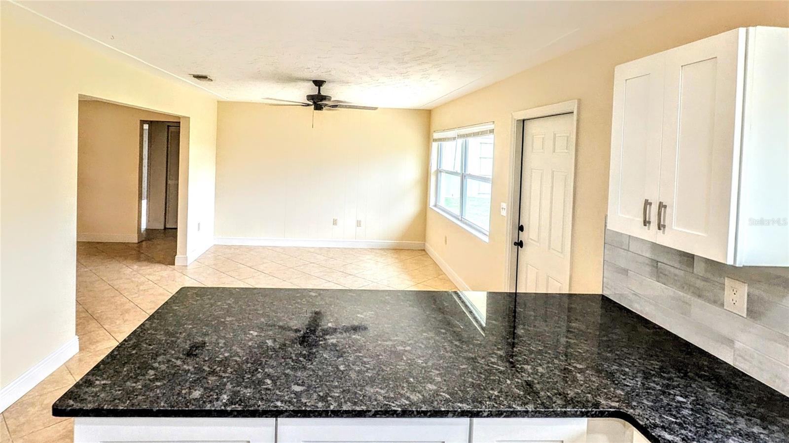 PINE SHORES EST 4TH ADD - Residential Lease
