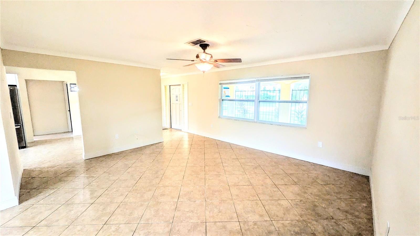 PINE SHORES EST 4TH ADD - Residential Lease
