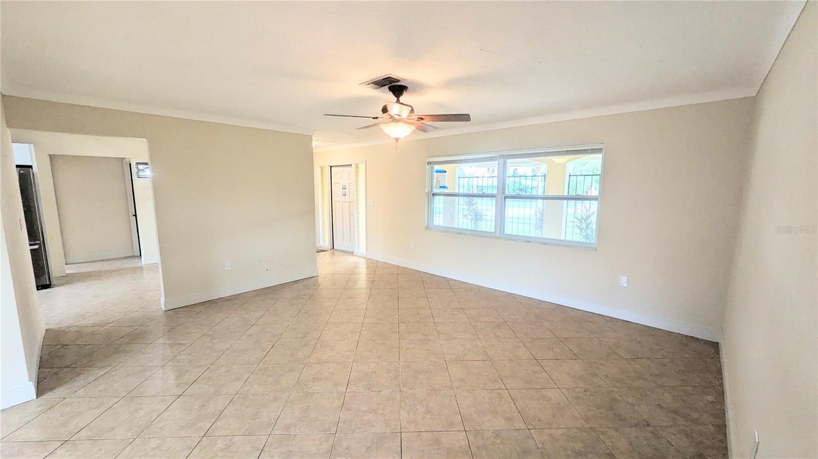 PINE SHORES EST 4TH ADD - Residential Lease