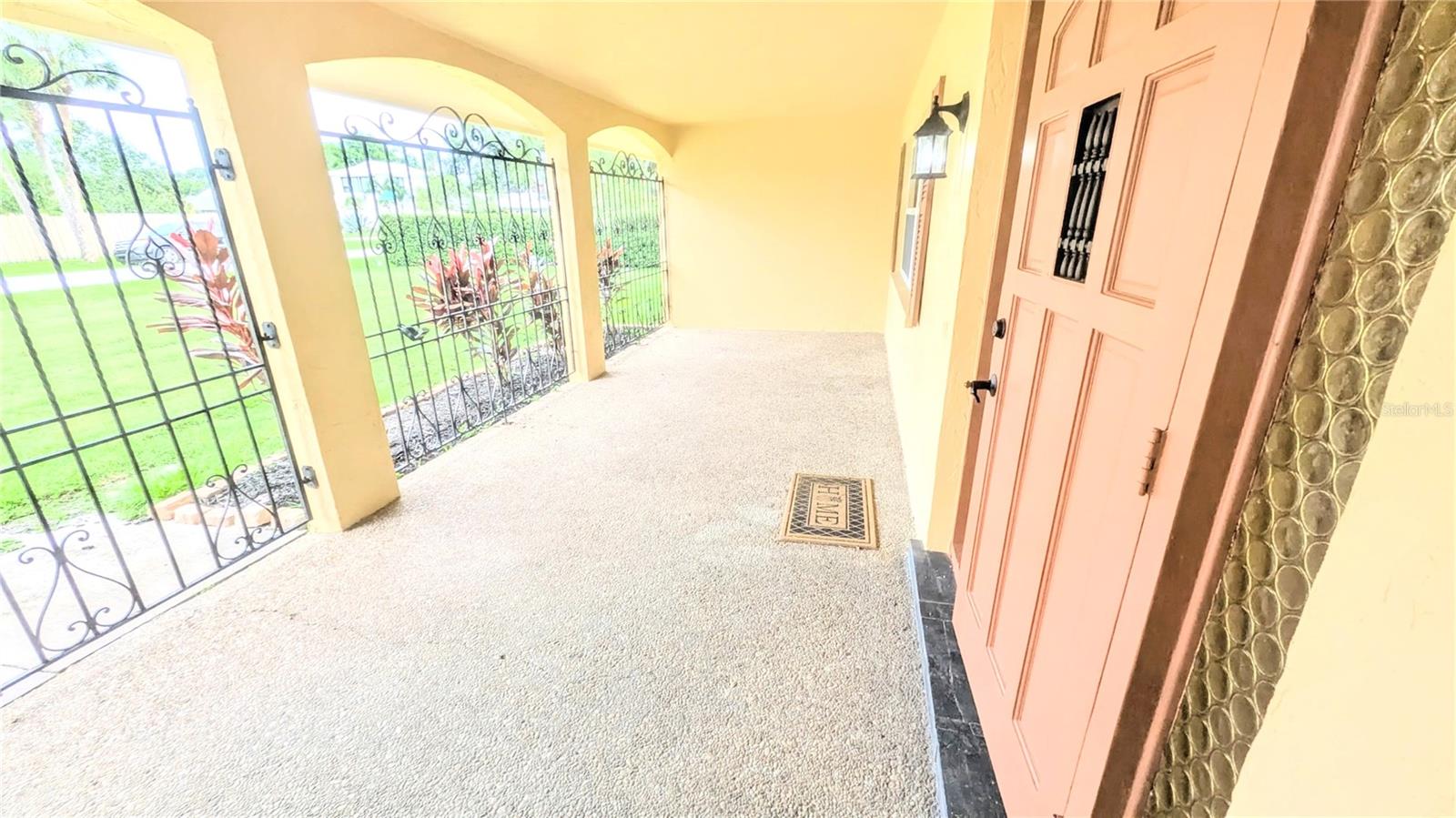 PINE SHORES EST 4TH ADD - Residential Lease