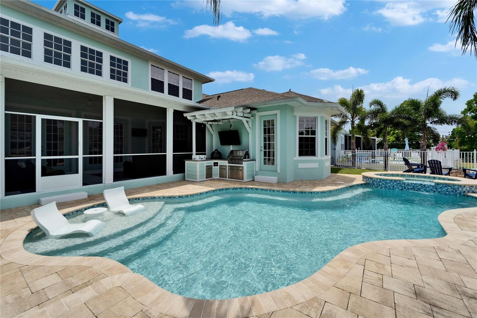 5608 SKIMMER DRIVE