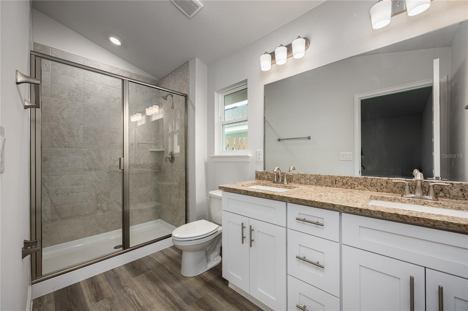 KIRKLAND FARMS - Residential