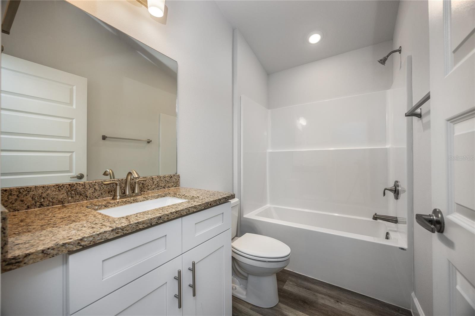 KIRKLAND FARMS - Residential