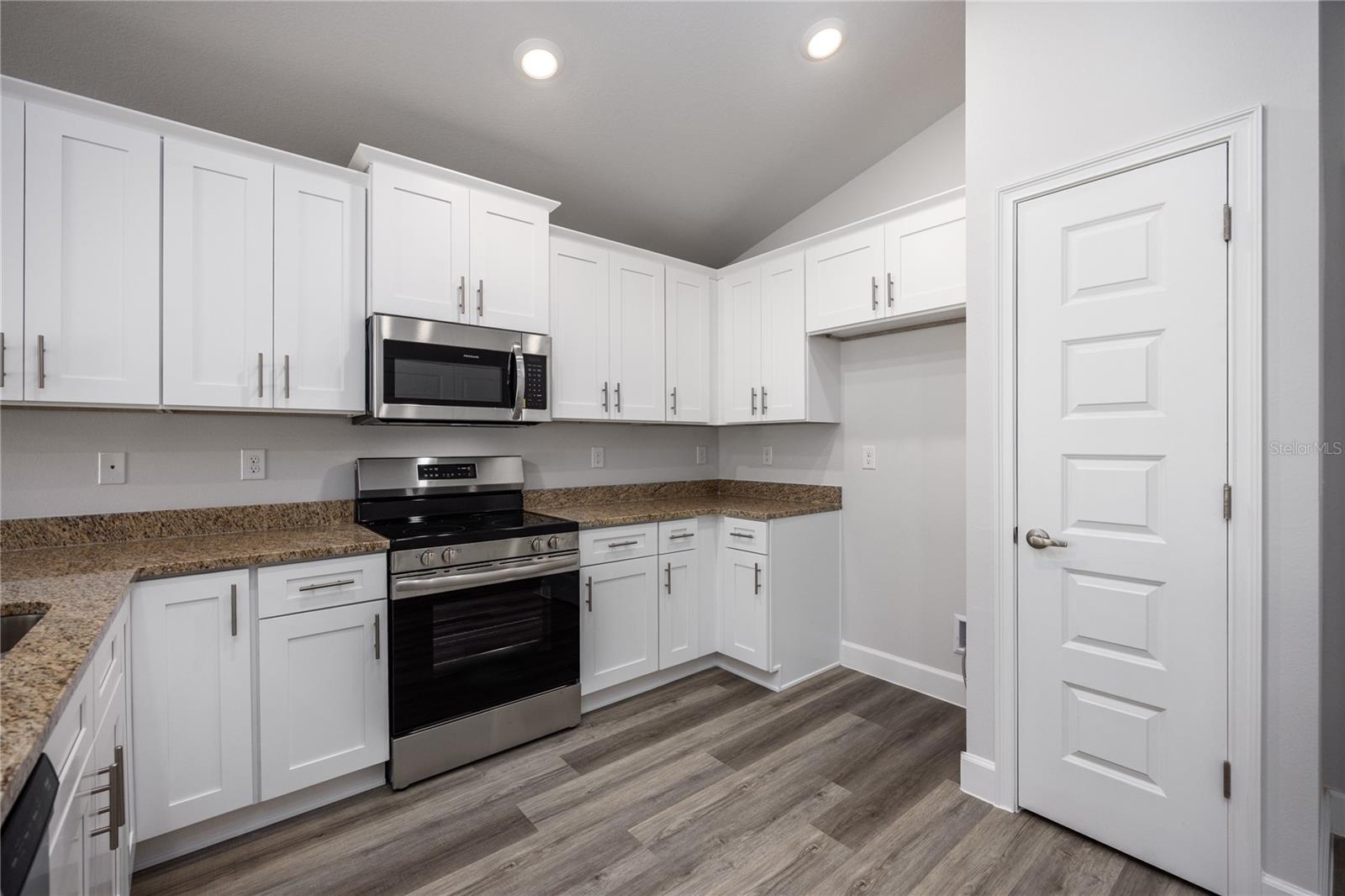 KIRKLAND FARMS - Residential