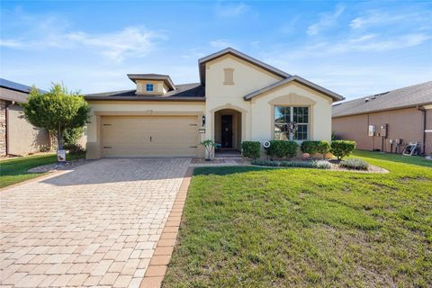 Photo of 10074 SW 77th Loop, Ocala, FL 34481 (MLS # OM709616)