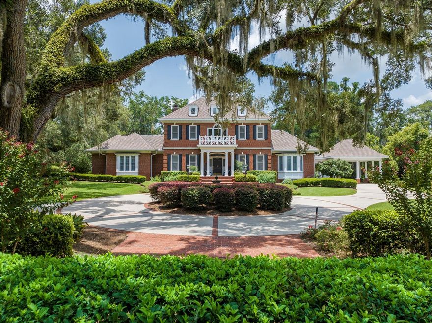 A rare opportunity to own one of Ocala's premier homes in the most coveted location on 5th street. Nestled on 3.35 sprawling acres of pure luxury, you're surrounded by majestic granddaddy oaks and spectacular, mature landscaping. The stunning home will create the perfect atmosphere of beauty and peaceful living. NEW ROOF!!!