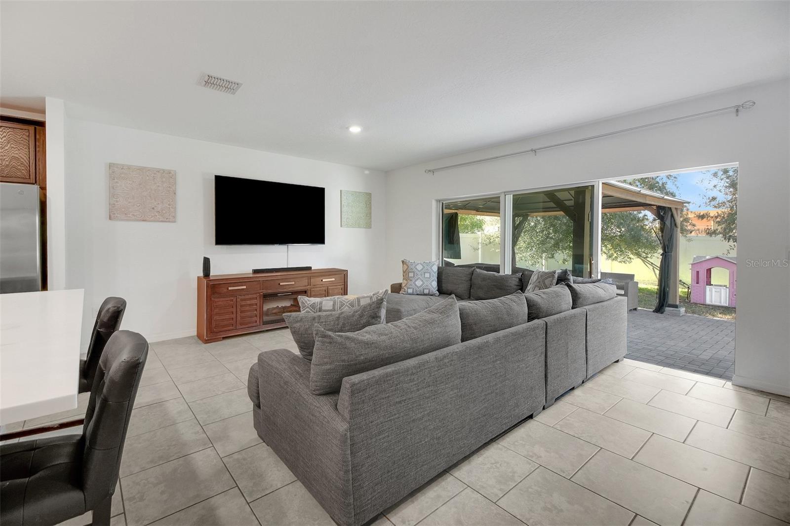 LOUISA GRANDE - Residential