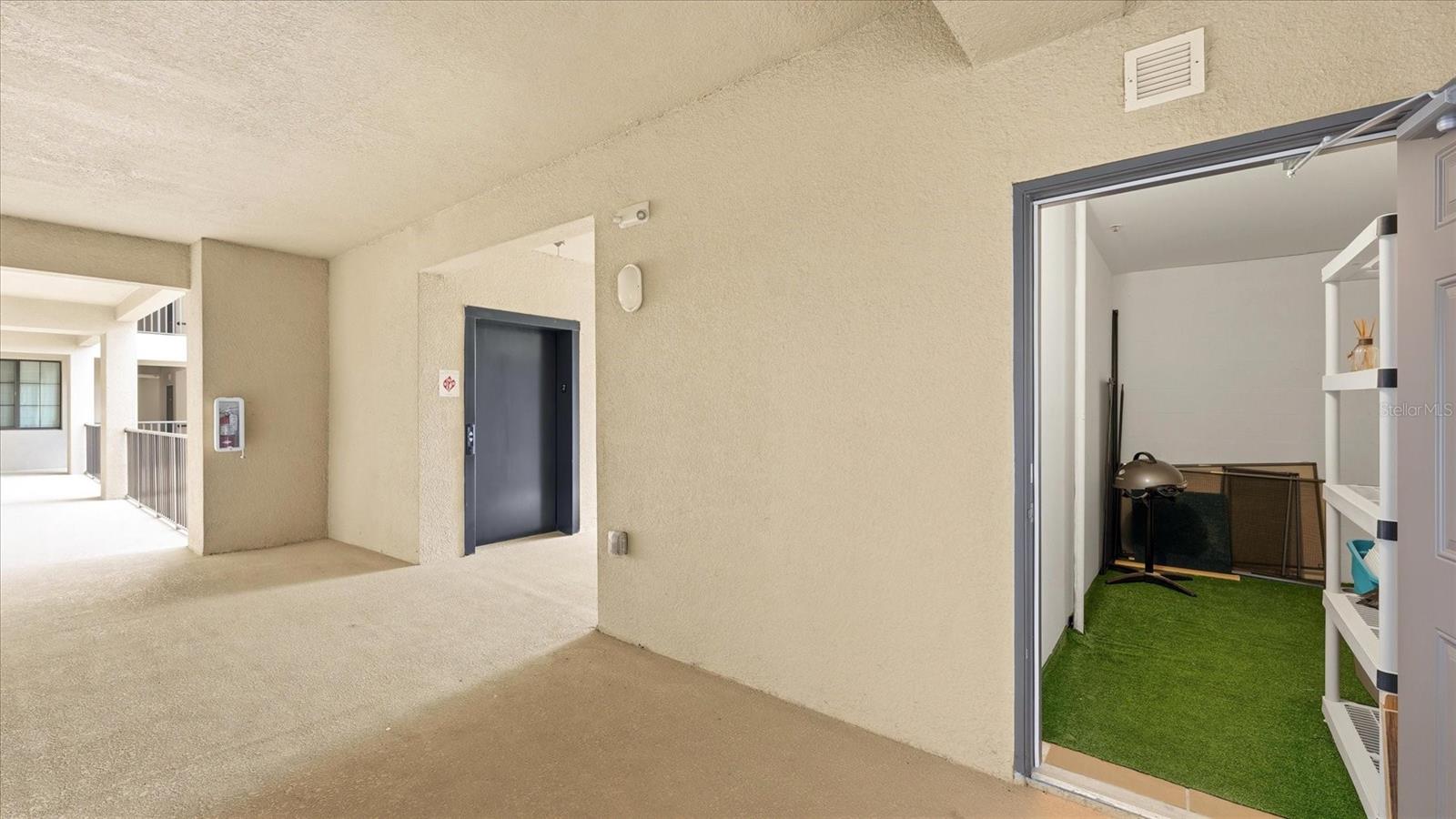 TERRACE VI AT LAKEWOOD NATIONAL PH II - Residential