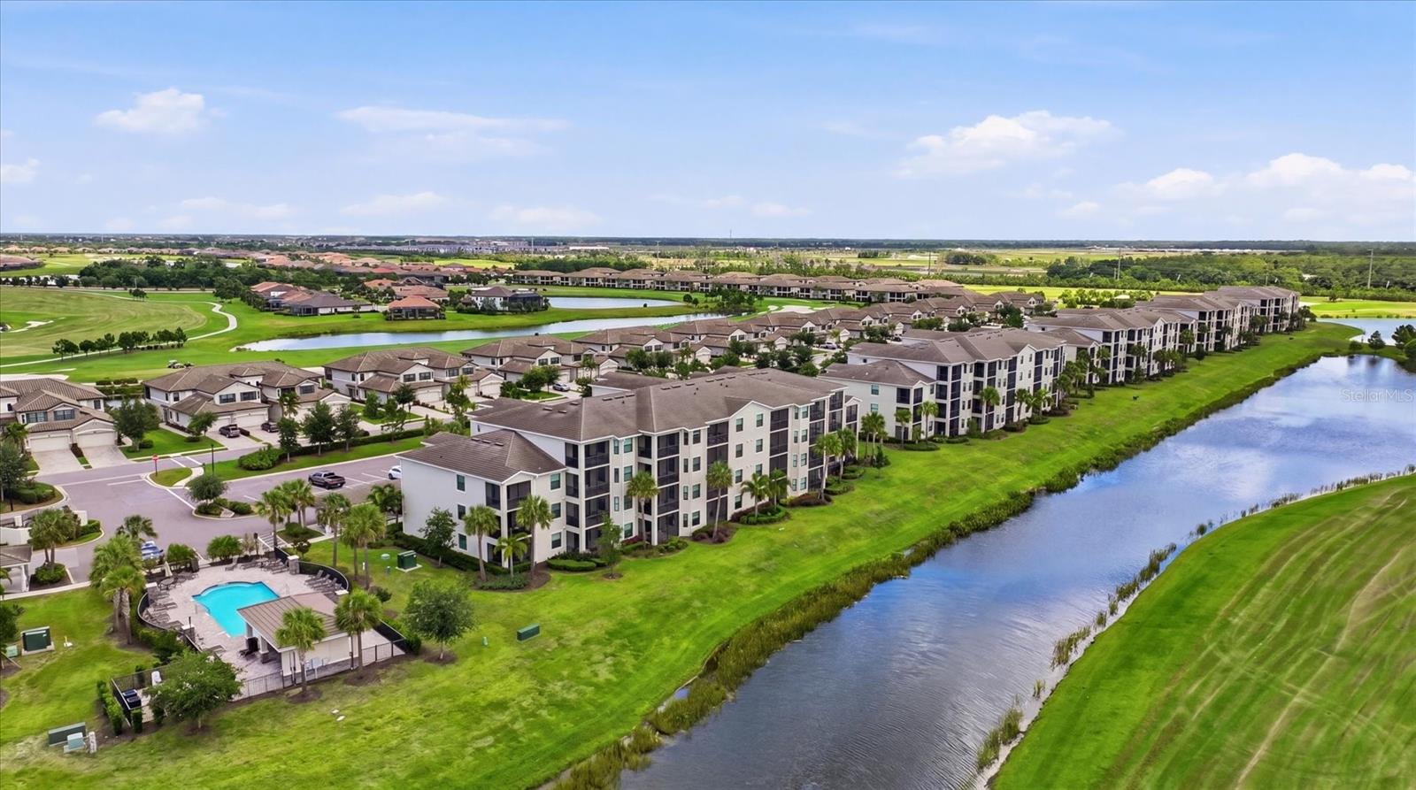 TERRACE VI AT LAKEWOOD NATIONAL PH II - Residential