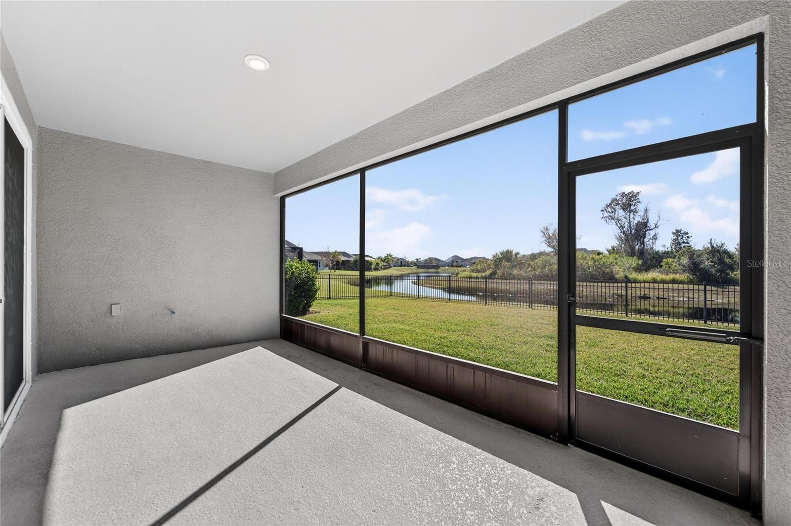 5427 SILVER SUN DRIVE