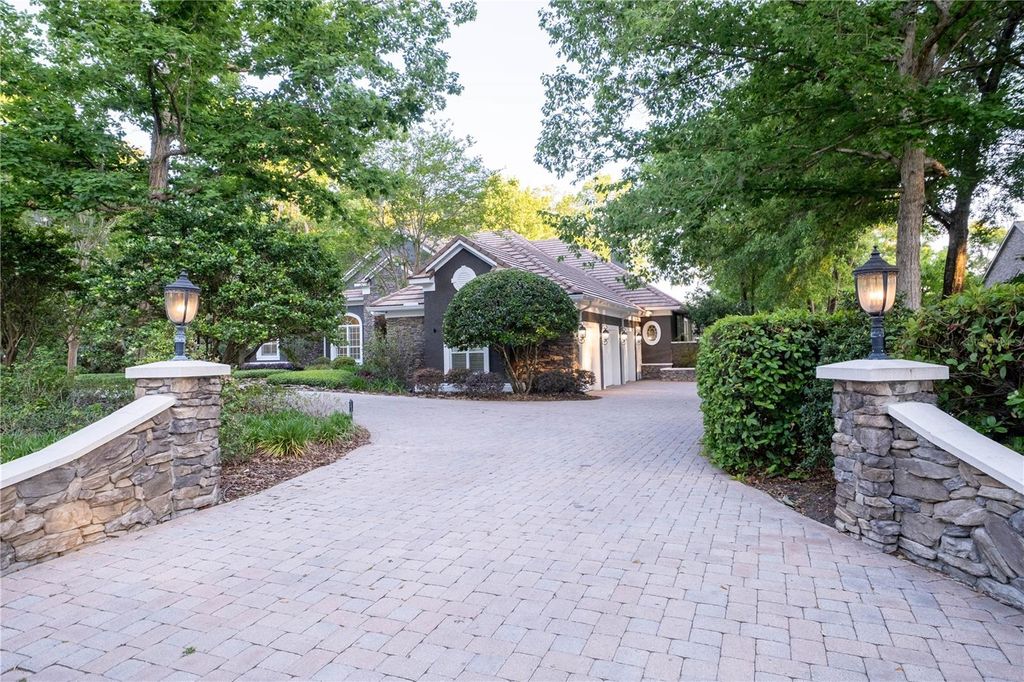 Photo of 1450 SE 73rd Place, Ocala, FL 34480 (MLS # OM699574)