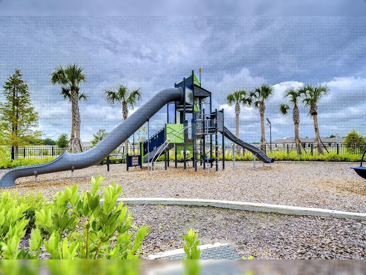 NORTH PARK ISLE - Residential Lease