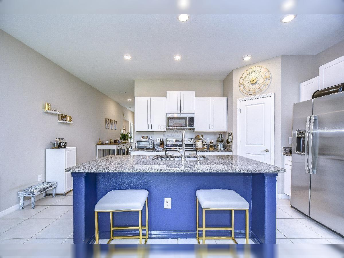 NORTH PARK ISLE - Residential Lease