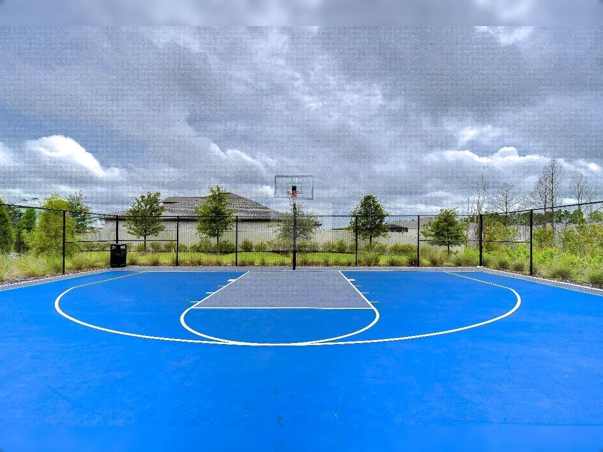 NORTH PARK ISLE - Residential Lease