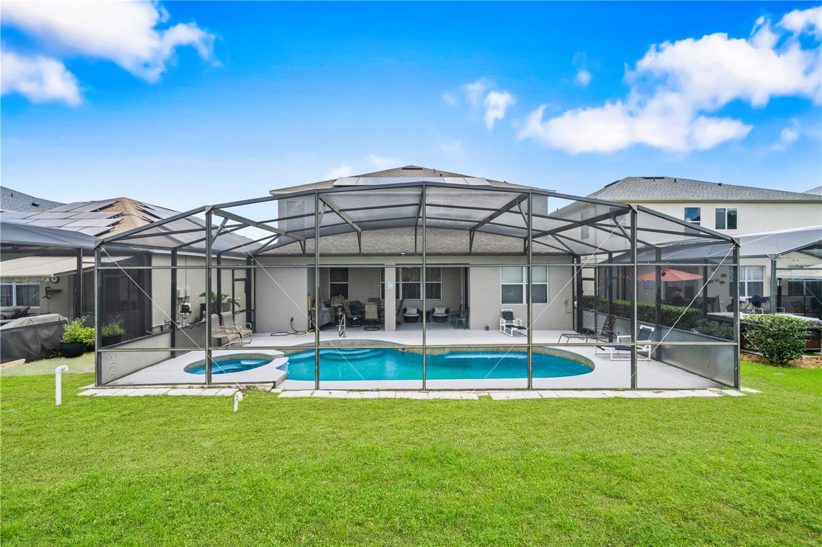 1704 PINE RIDGE DRIVE