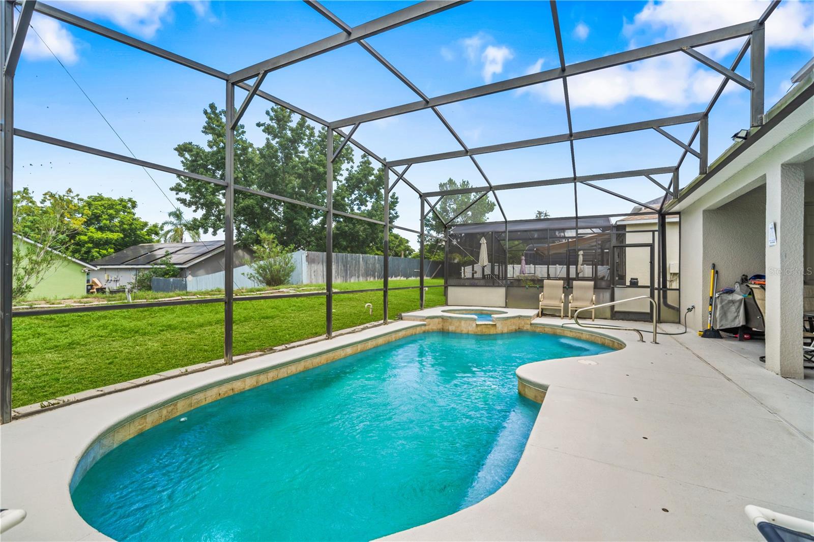 1704 PINE RIDGE DRIVE