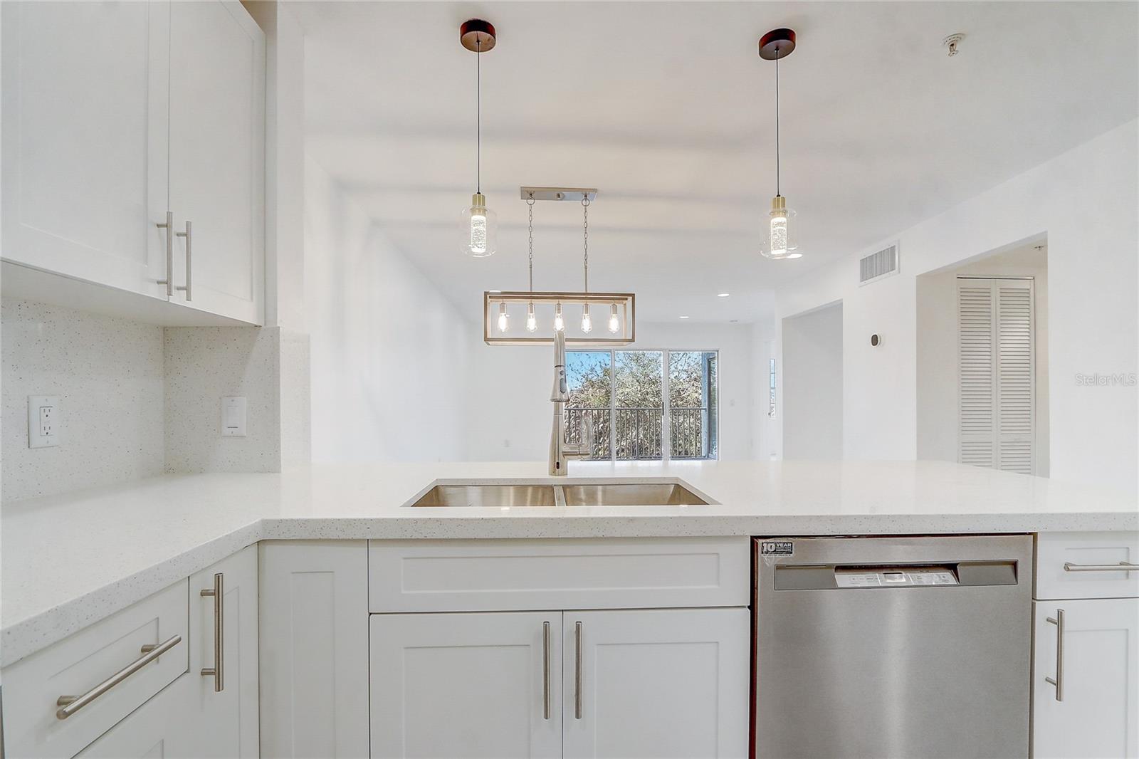 AUDUBON VLS/HUNTERS CRK CONDO - Residential