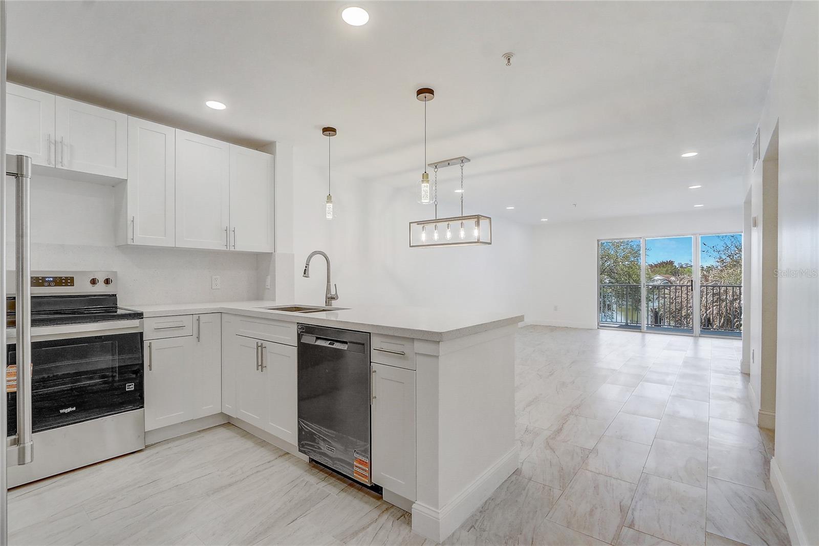 AUDUBON VLS/HUNTERS CRK CONDO - Residential