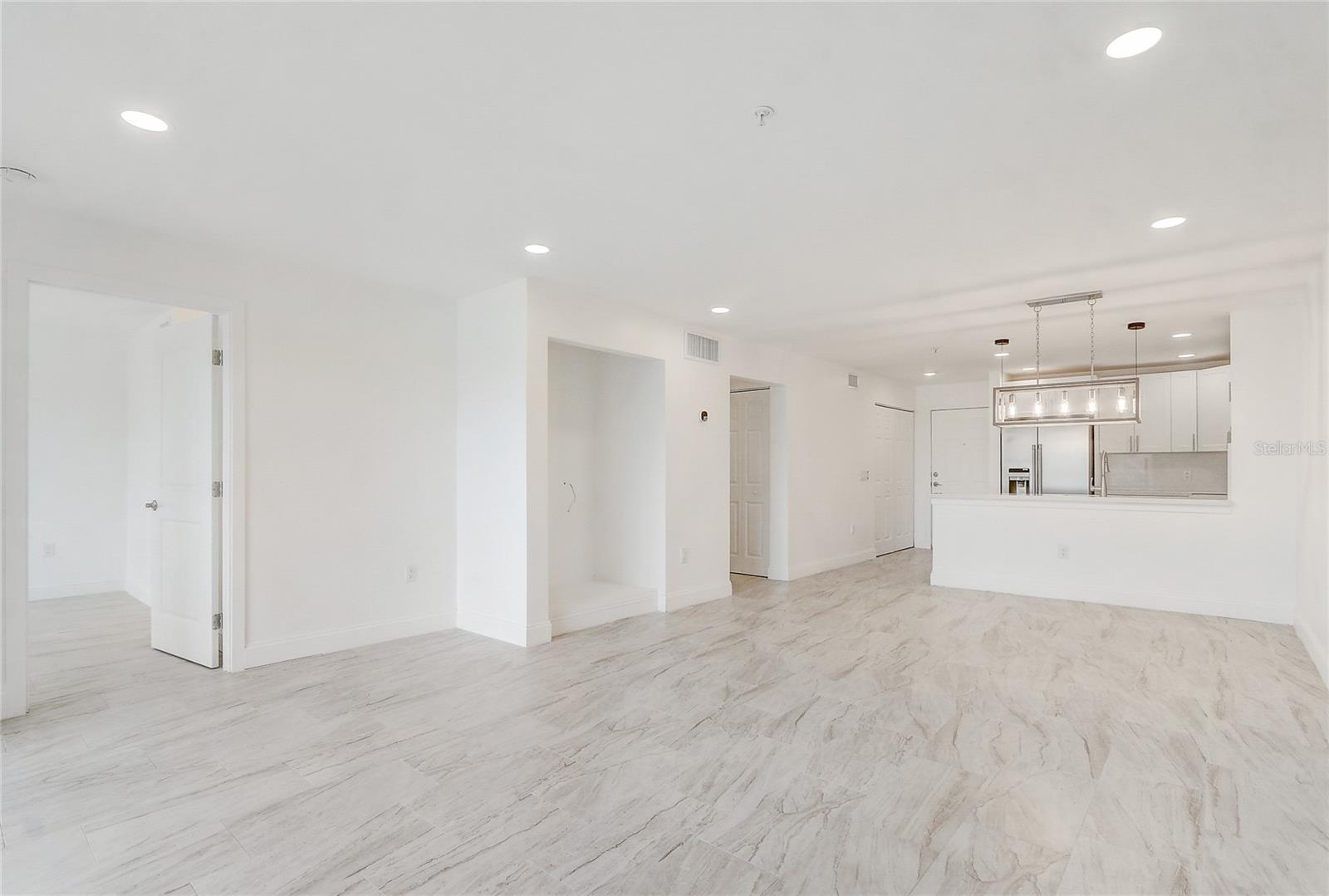 AUDUBON VLS/HUNTERS CRK CONDO - Residential