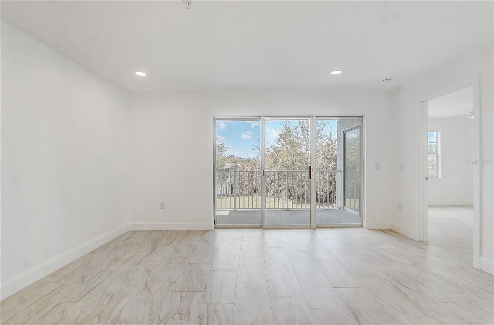 AUDUBON VLS/HUNTERS CRK CONDO - Residential