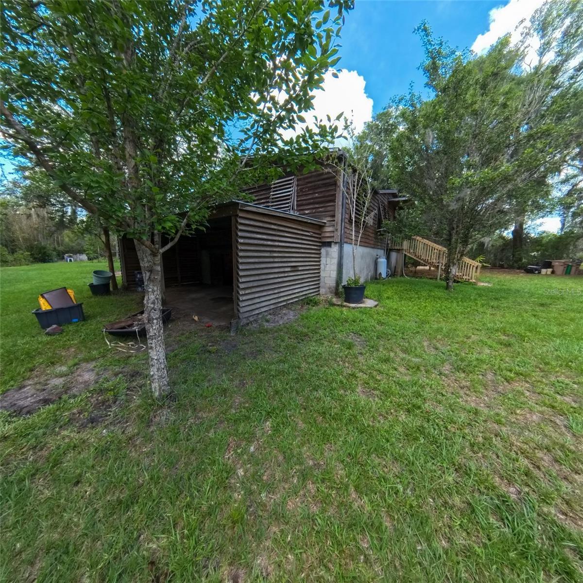 GROVELAND FARMS 21-23-24 - Residential
