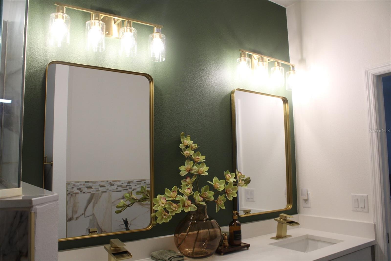 SEMINOLE PARK - Residential