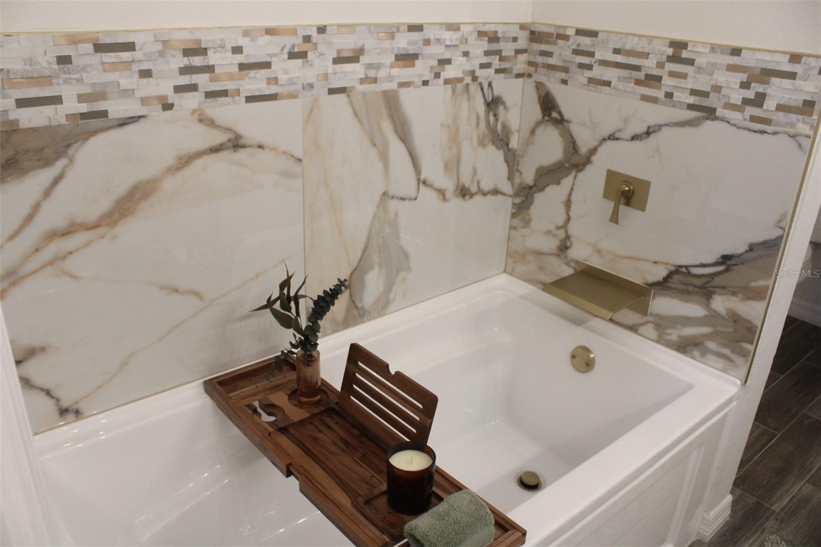 SEMINOLE PARK - Residential