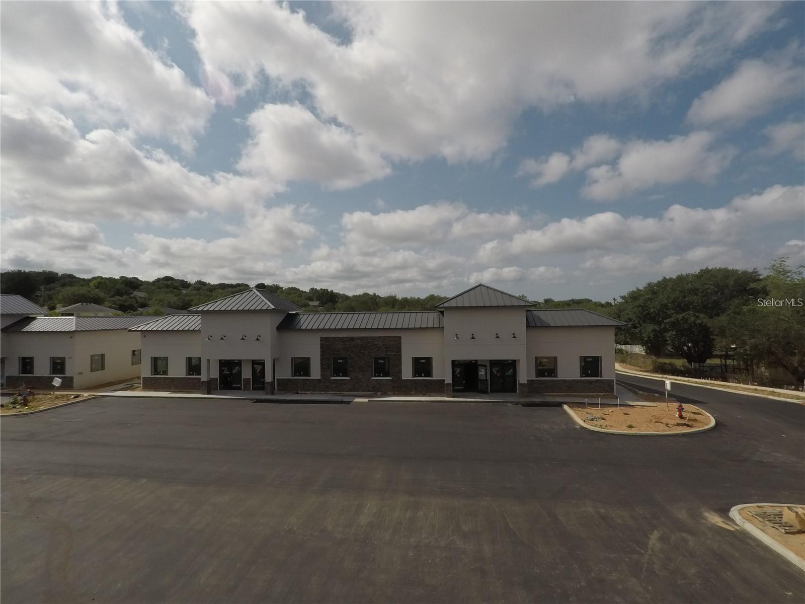 LAKE HIGHLANDS 20-22-26 - Commercial Sale
