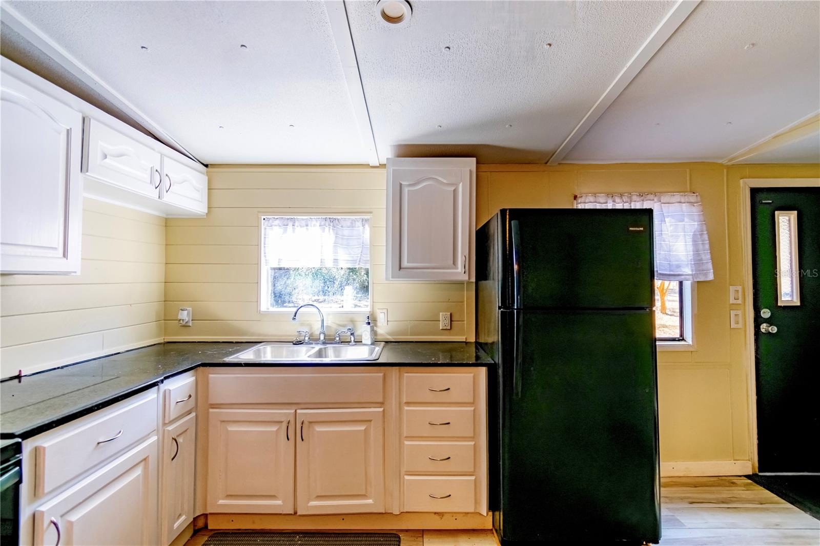 MEADOWS UN 03 - Residential