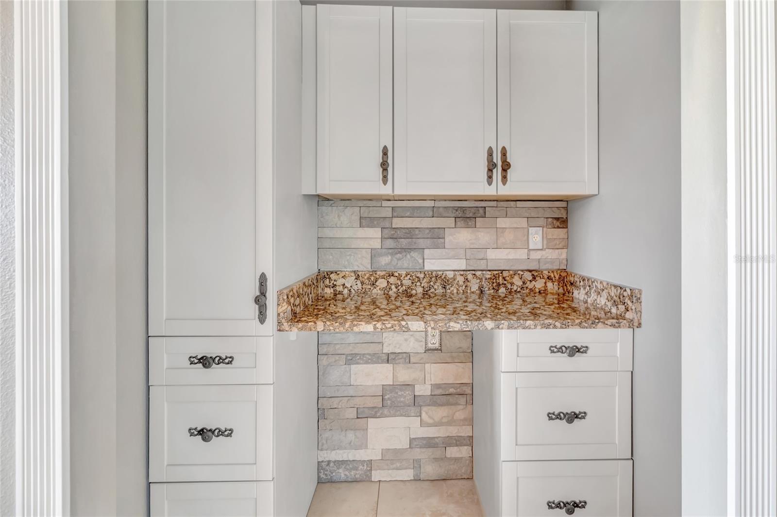 GROVELAND FARMS - Residential